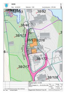 Situasjonsplan som viser tomtens beliggenhet, nabotomter, veier og bygningers plassering.
