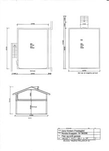Dette bildet viser en tegning med etasjeplaner (plan) og et snitt (snitt) av en garasje. Tegningen inneholder mål, rombetegnelser (BBA, BYA) og en tegningsskrift med prosjektinformasjon.