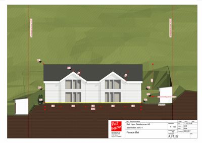 Fasadetegning (opprikk) av en bolig sett fra øst, med mål og høyder.