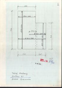 Teknisk tegning som viser dimensjoner og konstruksjonsdetaljer for en betongkonstruksjon (betongbjelker/støttestolper).