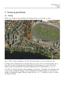 Bildet viser et flyfoto av et område med en elvebunn og et planlagt boligområde markert med rødt. Det er en kartvisning av terrenget.