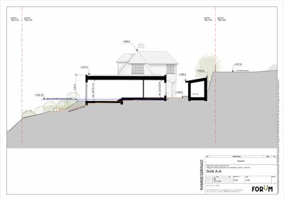 Snittegning (Snitt A-A) som viser bygningens tverrsnitt, høyder, grunnforhold og relasjon til terrenget.
