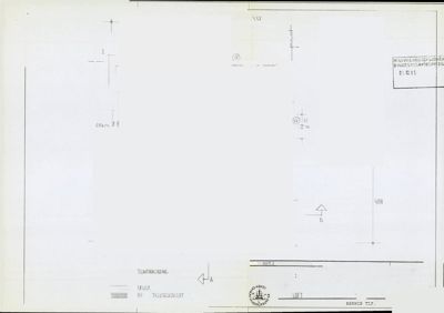 Plantegning av etasjeplan for en bolig med romfordeling, dimensjoner og tekniske merknader.