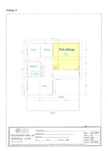 Etasjeplan som viser romfordeling, mål og en plan for nytt påbygg.