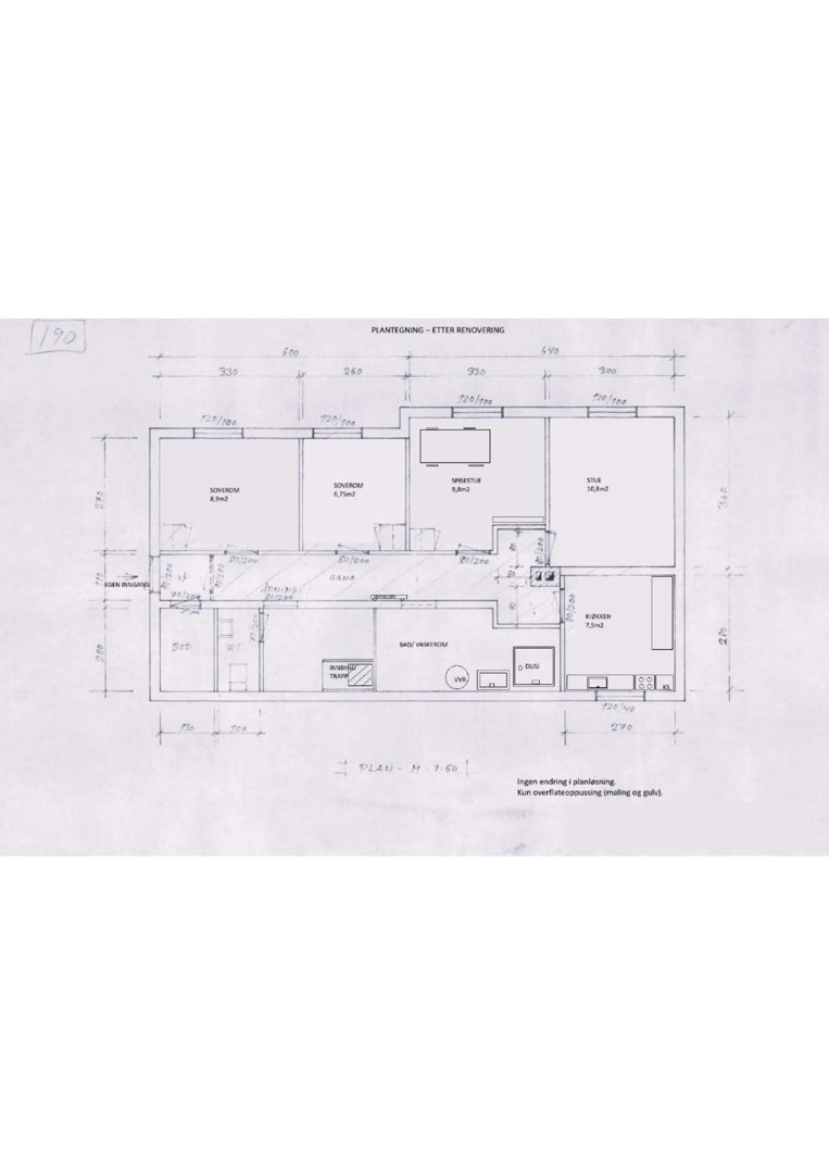 En plantegning (etasjeplan) som viser romfordeling, mål og innredning for et hus etter renovering.