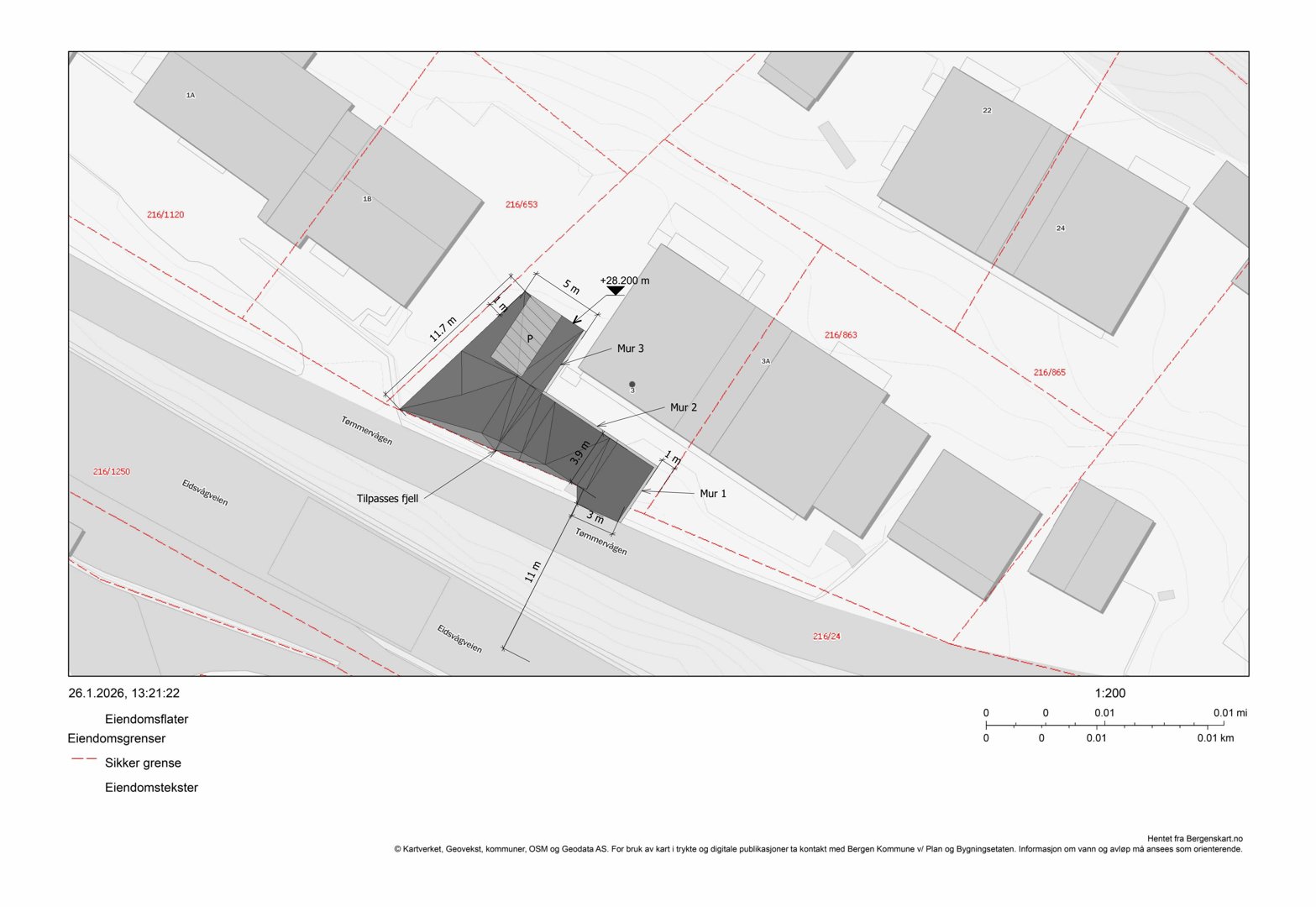 Situasjonsplan som viser eiendomsgrenser, sikker grenser, eiendomstilkister og bygningsplassering med mål.