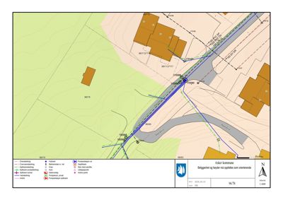 Situasjonsplan som viser tomtetegning, høyderelieff, vegnett og infrastruktur i et område.