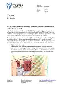 Situasjonsplan som viser bygningens plassering i forhold til byggegrense mot sjø, med angitte mål og fargekodet informasjon om tillatelse.