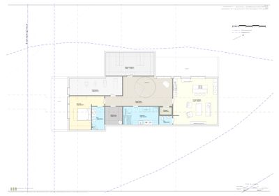Etasjeplan (plan de rez-de-chaussée) som viser romfordeling, møbler og veggkonstruksjoner i et hus.