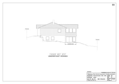 Fasadetegning av en bolig med tittelen 'FASE MOT VEST', som viser bygningens utseende og form.