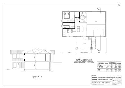 Bildet viser en tegning med et etasjeplan (PLAN UNDERETASJE) og et snitt (SNITT A - A) av en bygning.