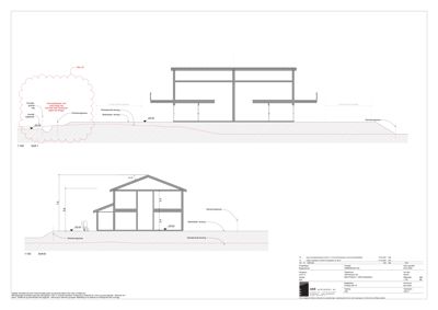 Snittegning som viser tverrsnittet av en bygning med angitte høyder, grunnforhold og terrengform.