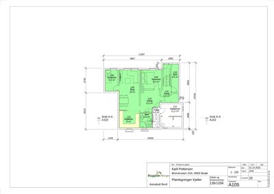 Etasjeplan for kjeller (A105) med romfordeling, mål og snittreferanser.