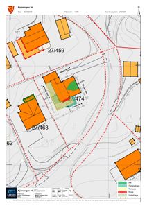 Situasjonsplan som viser tomtens beliggenhet, nabobebyggelse, terrengforhold og planlagt inngangsplassering.