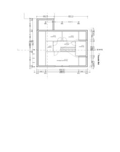 Etasjeplan (1. etasje) som viser romfordeling, døråpninger, trapp og mål på en bolig.