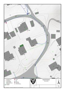 Situasjonsplan som viser tomtens form, eksisterende og planlagte bygninger, vegnett, høydemålermerker (Høyde) og vann- og avløpsledninger.