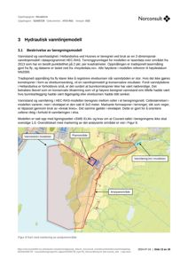 Et kart som viser et analyseområde (rødt) og vannføringslinjer i en elv, med overlappende tekst om hydraulisk vannlinjemodell.
