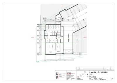 Etasjeplan (PLAN U2) som viser romfordeling, veggposisjon og mål for en bygning.