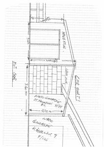 Situasjonsplan som viser tomtens grenser, nabolag (NABO GARDSTE), veier (Haugstuve, Løveveien) og mål på eiendommen.