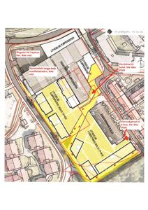 Situasjonsplan som viser tomtens beliggenhet, nabobebyggelse, veier og planlagte bygninger med merknader om regulering og avvik.