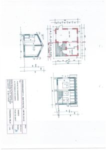 Etasjeplan med romfordeling og dimensjoner for en bygning.