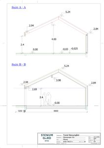Tegning som viser tverrsnitt gjennom en bygning (Snitt A-A og Snitt B-B) med mål på høyder, takhøyder og grunnplan.