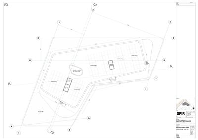 Situasjonsplan som viser tomtens form, areal (433 m²), bygningers plassering, veier og tilknyttede arealer.