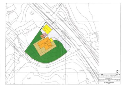 Situasjonsplan som viser tomtens beliggenhet i forhold til nabolag, vegnett (Lilandsvegen) og terrengforhold (konturlinjer).