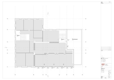 Etasjeplan (1. etasje) som viser romfordeling, trapper, takterrasse og utvendige dører.