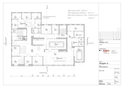 Etasjeplan (2. etg) for en kontorbygning med romfordeling, arealoppdelinger og fasadeindikasjoner.