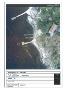 Situasjonskart basert på ortofoto som viser tomtens beliggenhet, eksisterende og nytt bryggeanlegg, grenser og nabolag.