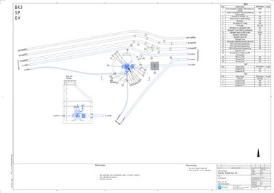 Etasjeplan eller romfordeling for et bygg, med romnummer, dimensjoner og en teknisk nøkkel til venstre.