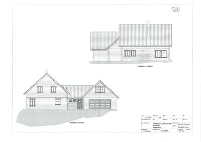 Bildet viser to fasadetegninger av et hus, en mot nord og en mot vest, med arkitektoniske detaljer som vinduer, tak og garasje.