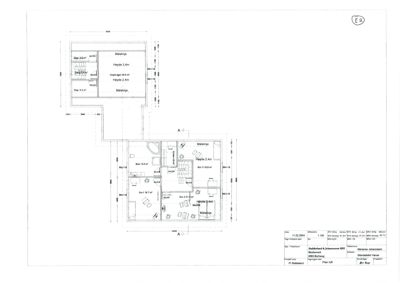 Etasjeplan (Plan 1st) som viser romfordeling, arealer og høyder for et hus.