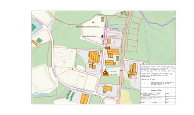 Situasjonsplan som viser tomtens beliggenhet, omgivende infrastruktur, veier og naboeiendommer.