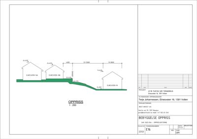 Oppriss (fasetegning) som viser bygningenes høyde og form sett fra siden.