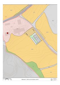 Situasjonsplan som viser tomtens form, grenser, høydemålerlinjer, eksisterende og planlagt bebyggelse samt infrastruktur (veier).