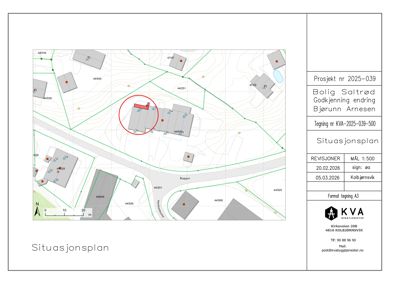 Situasjonsplan som viser tomtens beliggenhet, nabobebyggelse, vegnett og topografi.