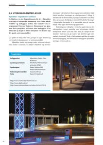 Fotografier av et utelyst med lysdesign, inkludert en detaljert visning av en lysinstallasjon på en stolpe.