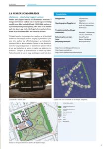 Fotografi av en lysstolpe i et parkområde (Søndre park) i Lillehammer, tatt om natten med snø på bakken.