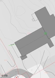 Situasjonsplan som viser bygningens plassering i forhold til terrenget (konturlinjer), eiendomsgrenser og veier.