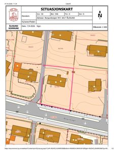 Situasjonskart som viser eiendomsnummer, adresse, nabolag og bygningsplassering i forhold til veier og grunnsnitt.