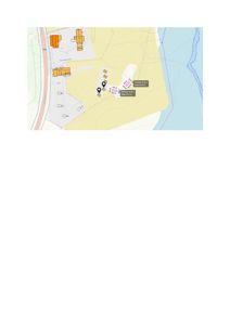 Situasjonsplan som viser tomtens plassering i forhold til nabolag, vei og vassdrag, samt plassering av bygninger og eiendomsgranser.