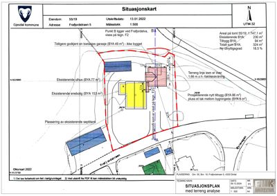 Situasjonsplan som viser tomtens grenser, eksisterende og planlagt bebyggelse, samt terrenglinjer.