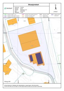 Situasjonskart som viser eiendomsnummer, adresse, nabolag, vei og topografi.