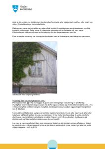 Fotografi av en bygning (gavlfasade) med tekstbeskrivelse under bildet.