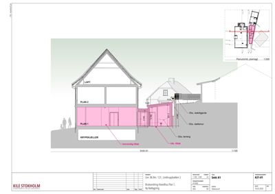 Snittegning (Snitt A1) som viser bygningens tverrsnitt, romfordeling (PLAN 1, PLAN 2, LOFT) og konstruksjonsdetaljer.
