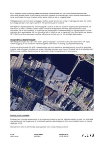 Flyfoto eller satellittbilde av et byområde med bygninger, veier og vann.