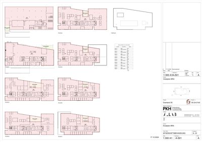 Et ark med flere etasjeplaner (PLAN 01, PLAN 02 osv.) som viser romfordeling og veggkonfigurasjon for en bygning.