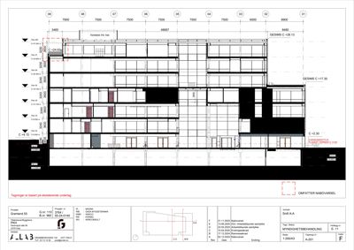 Snittegning som viser bygningens tverrsnitt med etasjer, høyder og konstruksjonsdetaljer.